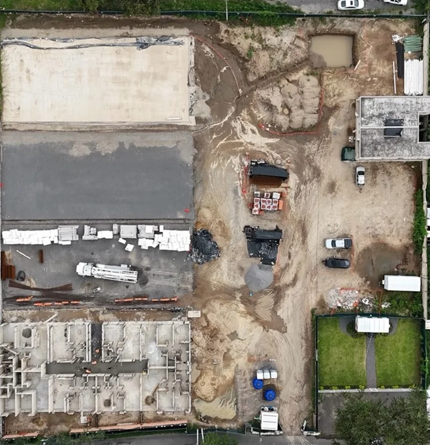 El conjunto creciendo, vista cenital